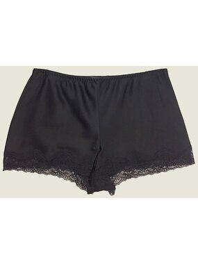 Samantha Chang CLASSIC SILK TAP SHORT BLACK- Med Display Model New no Tag